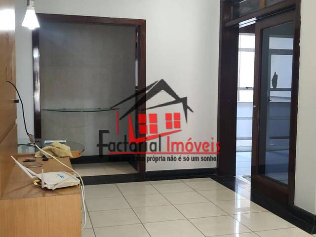 Casa para Locação em Contagem - 3
