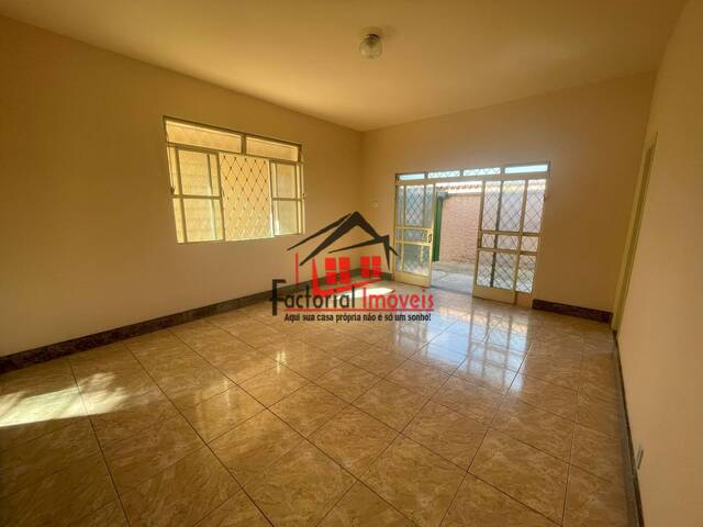 #2458 - Casa para Locação em Belo Horizonte - MG - 2