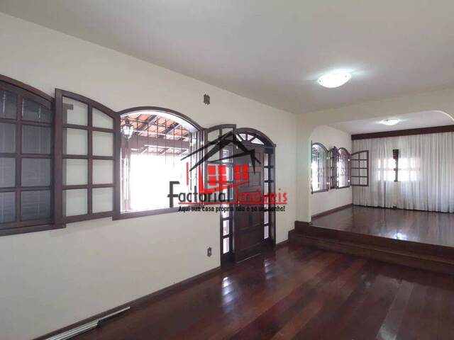 Casa para Venda em Belo Horizonte - 4